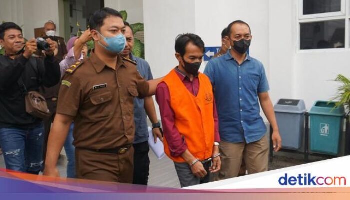 Kades Jaten Dibui Usai Pulang Haji, Bangun 52 Ruko di Tanah Desa dan Raup Rp 100 Juta Per Bulan