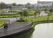 Taman Rekreasi Keluarga di Tengah Kota Surabaya